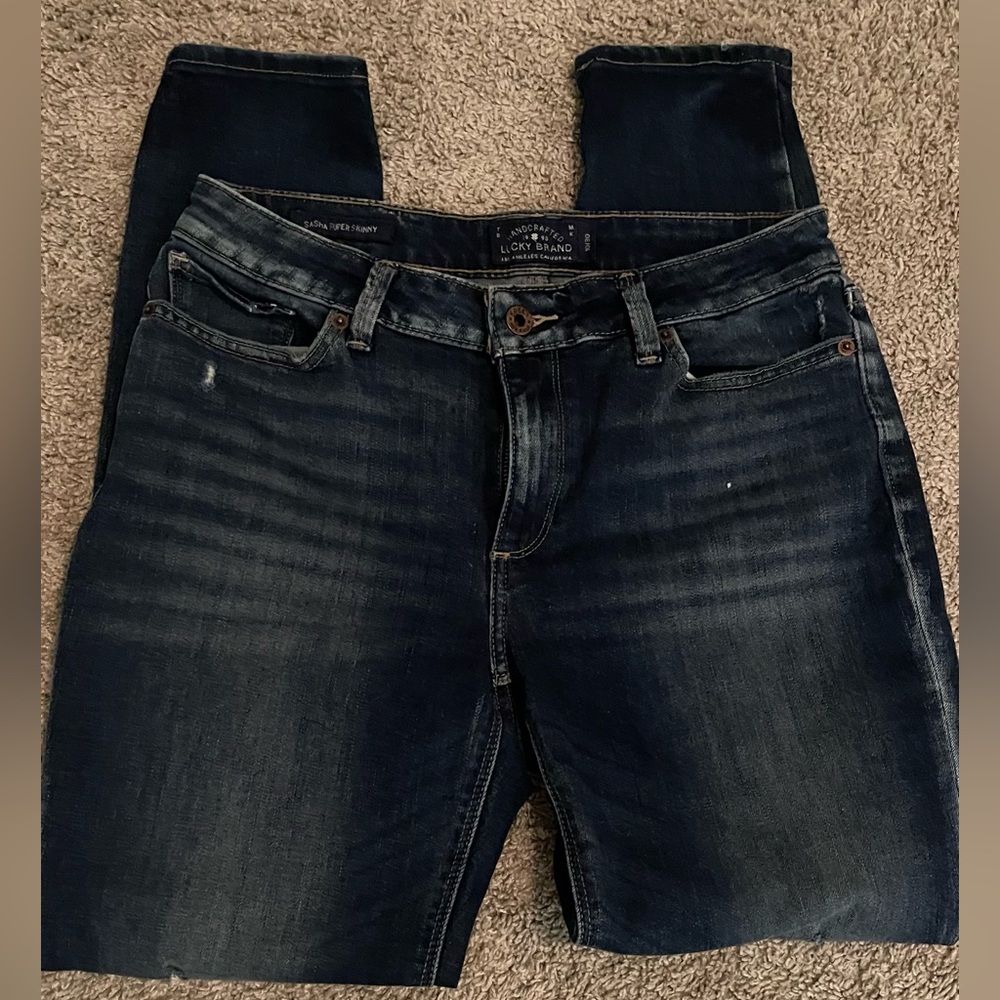 Lucky Brand- Dark Blue Women's Jeans in size 10/30 great condition